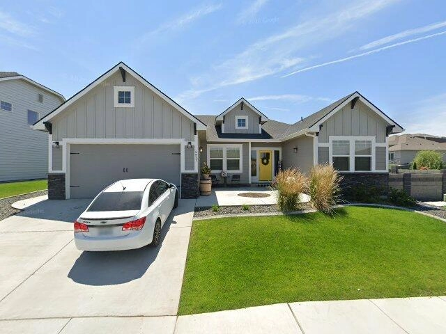 House image located at Kennewick, WA 99338