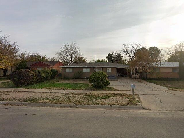 House image located at Roswell, NM 88203