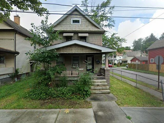 House image located at Cleveland, OH 44109