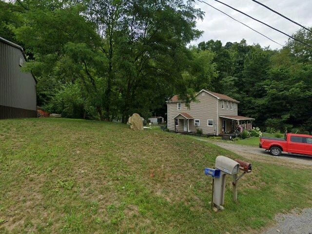 House image located at Beaver, PA 15009