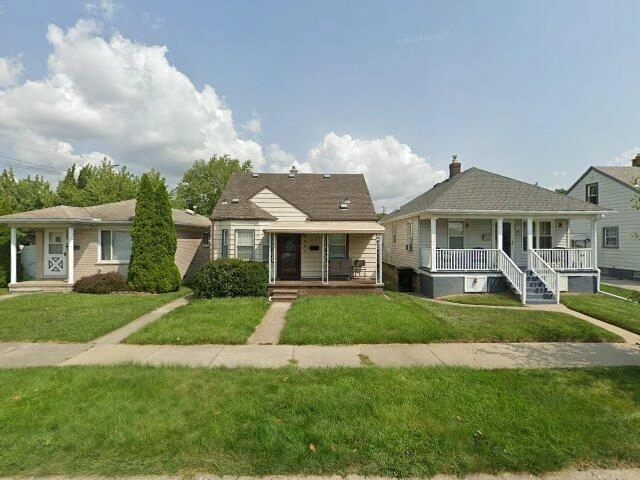 House image located at Wyandotte, MI 48192