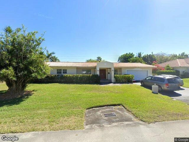 House image located at Miami, FL 33158