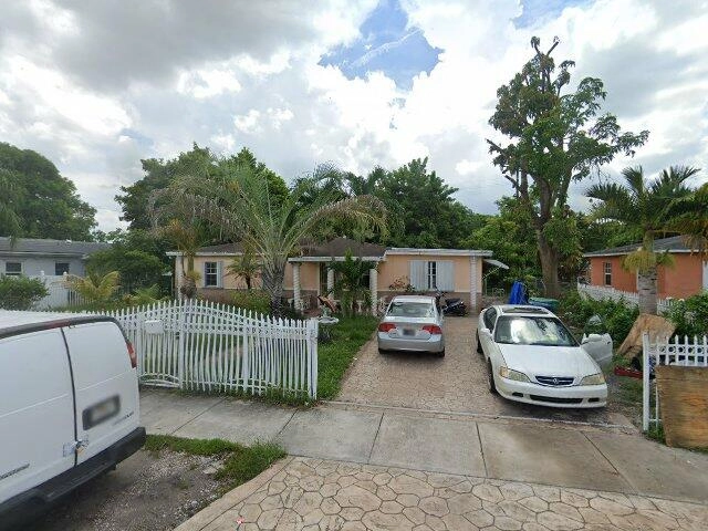 House image located at Miami, FL 33169