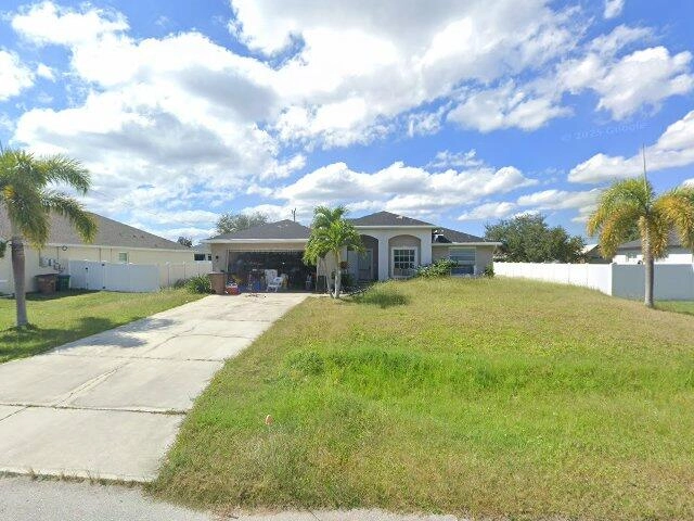 House image located at Cape Coral, FL 33914
