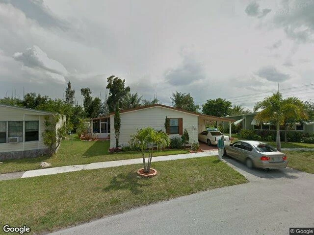 House image located at Hollywood, FL 33029