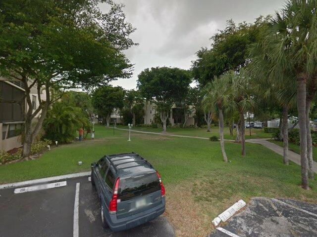 House image located at Miami, FL 33180