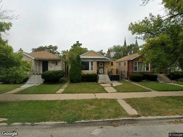 House image located at Chicago, IL 60628