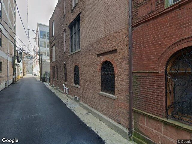 House image located at Chicago, IL 60616