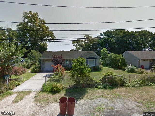House image located at Bay Shore, NY 11706