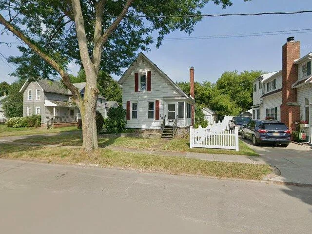 House image located at North Tonawanda, NY 14120