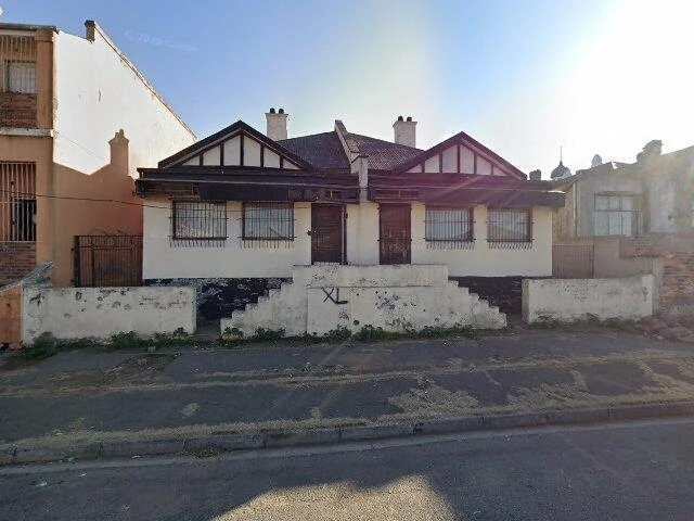 House image located at La Porte, IN 46350