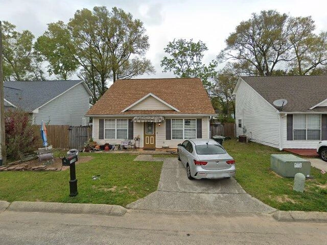 House image located at Pensacola, FL 32506