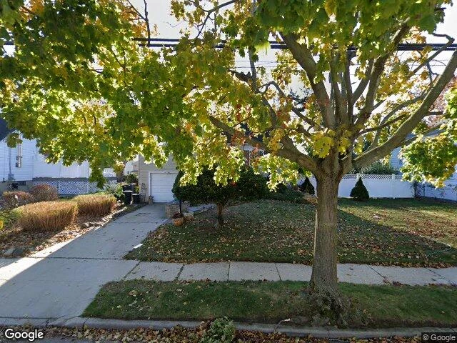 House image located at Lindenhurst, NY 11757