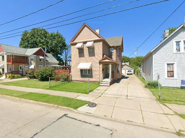House image located at Cleveland, OH 44109