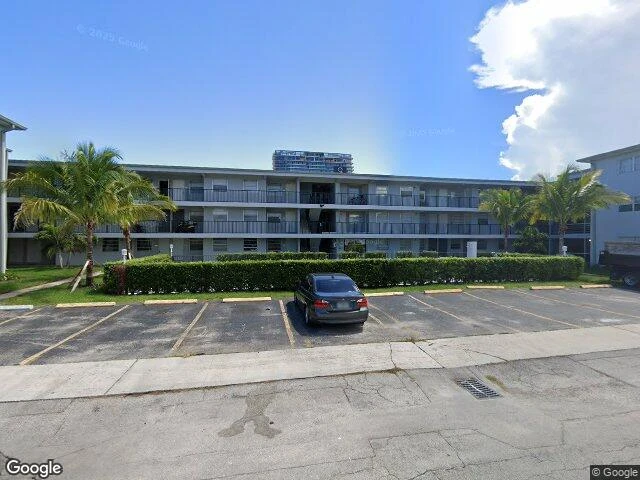 House image located at Hallandale, FL 33009
