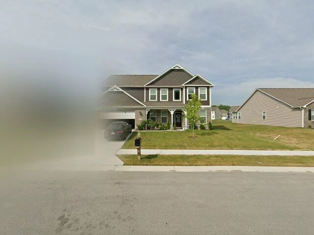 House image located at Avon, IN 46123