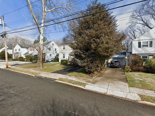 House image located at Cuyahoga Falls, OH 44221