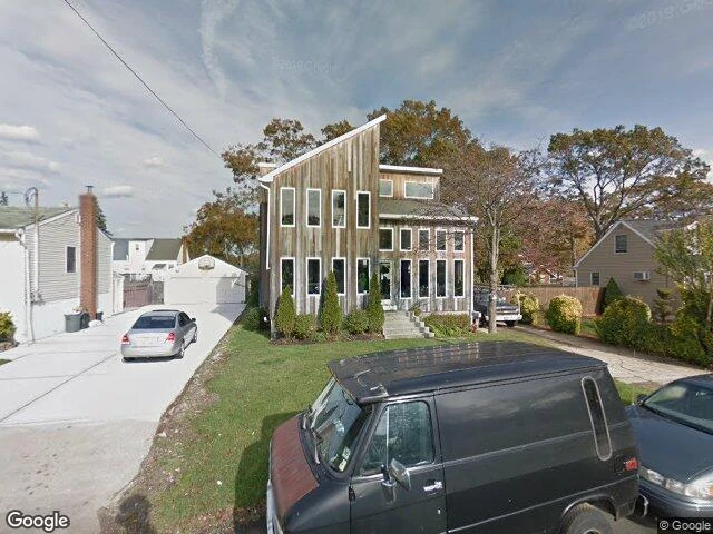 House image located at Lindenhurst, NY 11757