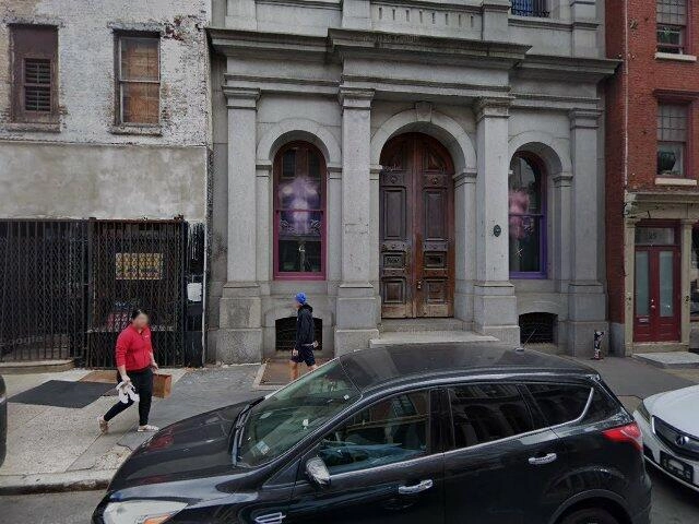 House image located at Minneapolis, MN 55411