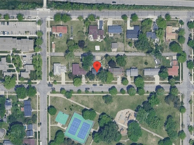 House image located at Saint Paul, MN 55104
