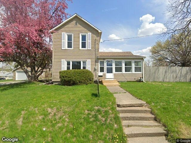 House image located at Newton, IA 50208