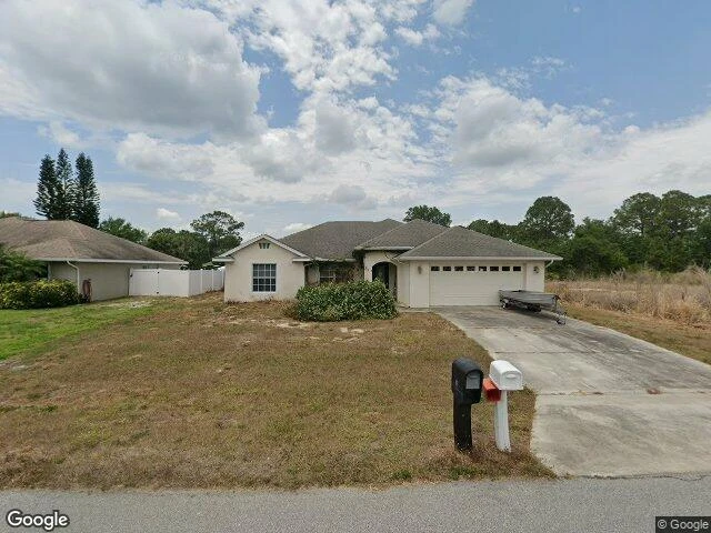 House image located at Sebring, FL 33872