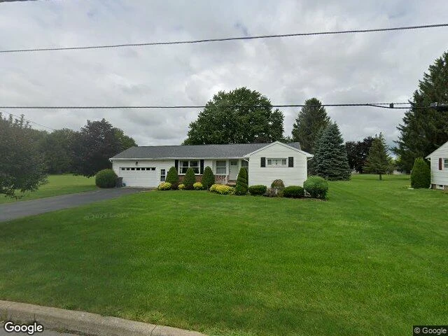 House image located at Canastota, NY 13032
