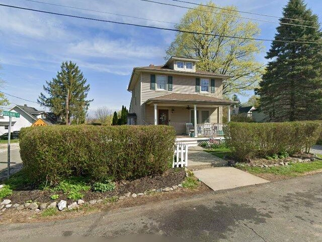 House image located at Hamburg, NJ 07419