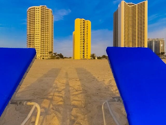 House image located at West Palm Beach, FL 33404