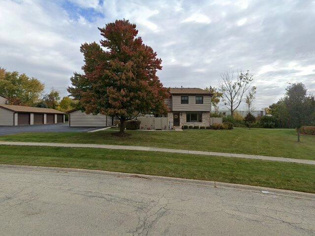 House image located at New Lenox, IL 60451