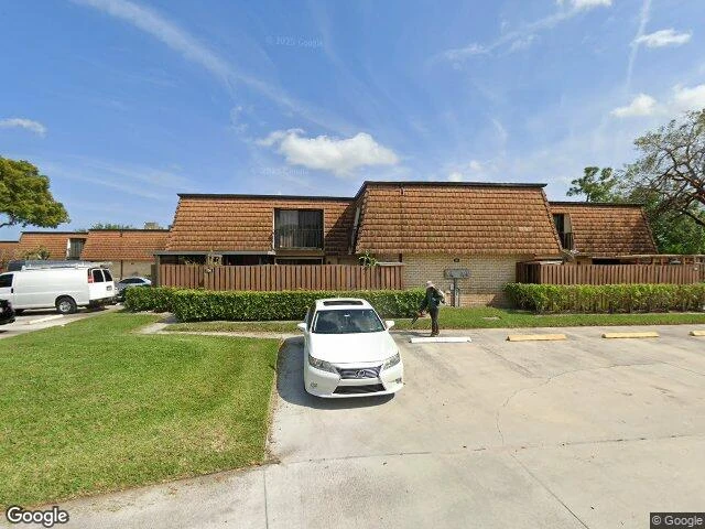 House image located at Lake Worth, FL 33463