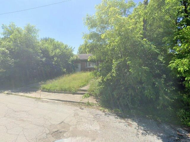 House image located at Indianapolis, IN 46219