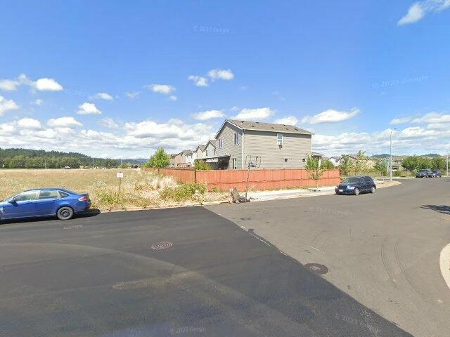 House image located at Mcminnville, OR 97128