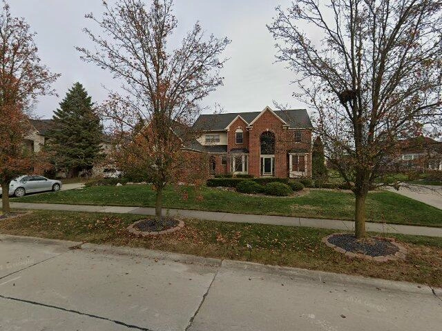 House image located at Canton, MI 48188