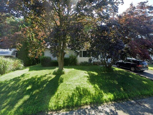 House image located at Meriden, CT 06450