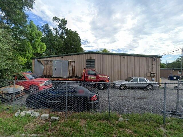 House image located at Tampa, FL 33617