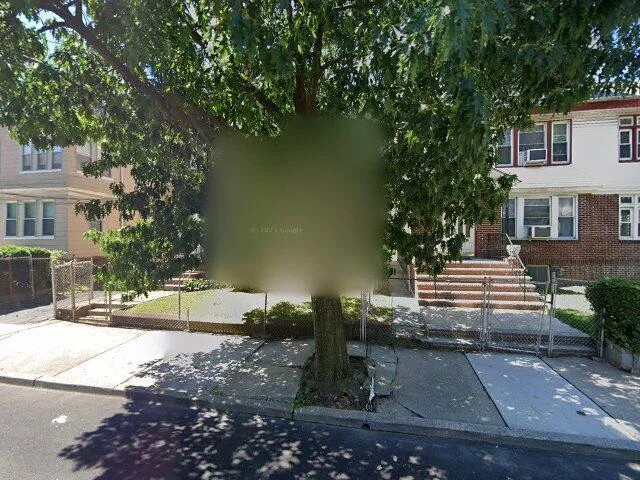 House image located at Newark, NJ 07112