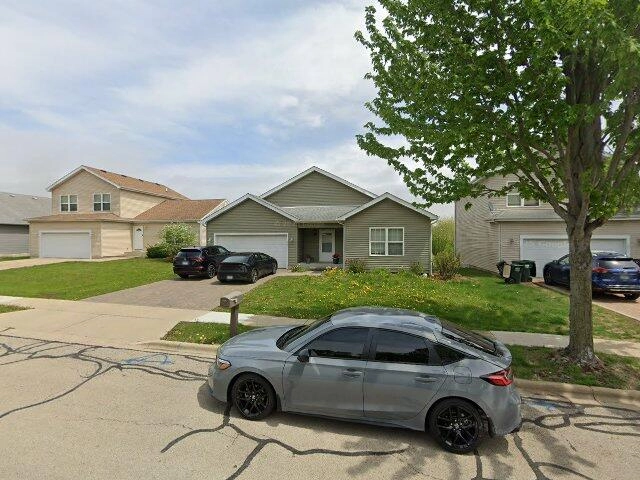 House image located at West Chicago, IL 60185