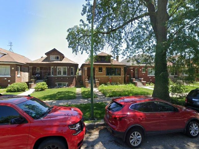 House image located at Chicago, IL 60620