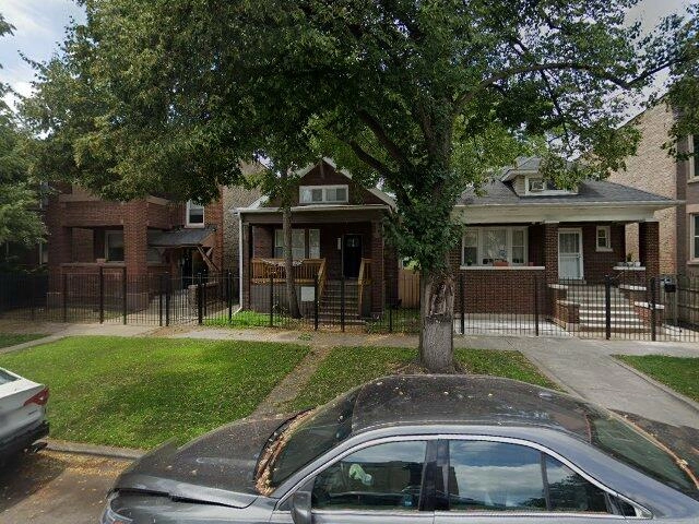 House image located at Chicago, IL 60637