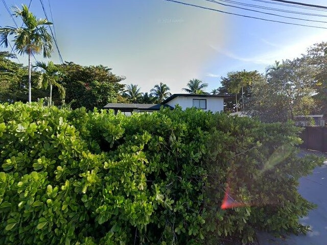 House image located at Miami, FL 33161