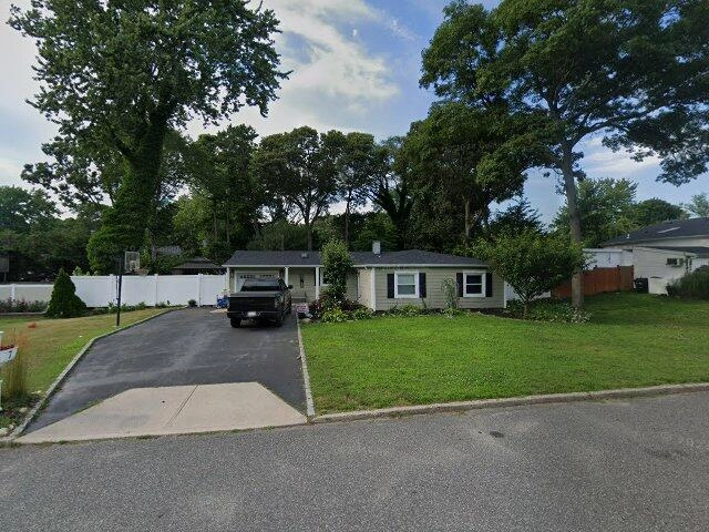 House image located at Farmingville, NY 11738