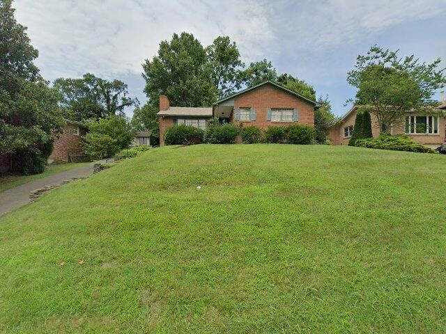 House image located at Louisville, KY 40205