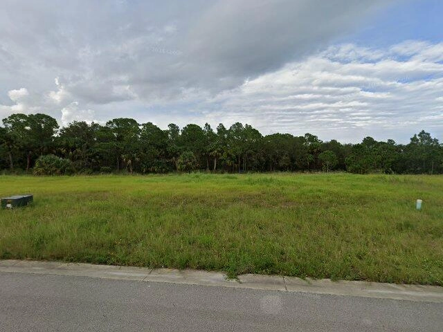 House image located at Fort Pierce, FL 34951