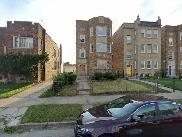 House image located at Chicago, IL 60620