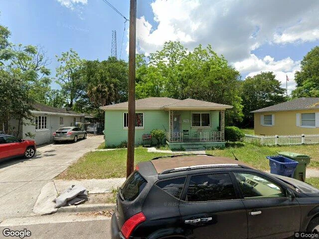House image located at Tampa, FL 33605