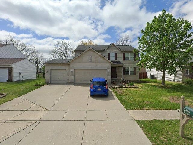 House image located at Indianapolis, IN 46217