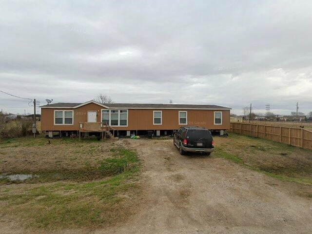 House image located at Rosharon, TX 77583