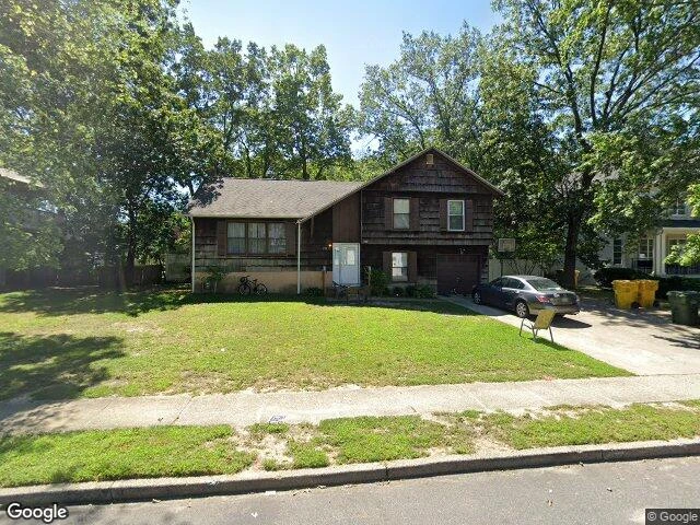 House image located at Lakewood, NJ 08701