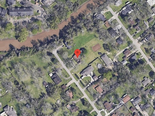 House image located at Clute, TX 77531